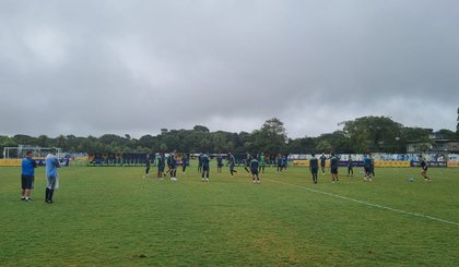 Treino do Altos, no CT do Retrô. (Foto: Divulgação/A.A Altos)