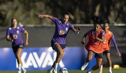 Treino Seleção Feminina (Foto: Thais Magalhães/CBF)