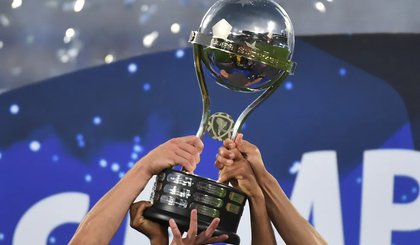 troféu sulamericana (Foto: Staff Images/ CONMEBOL)