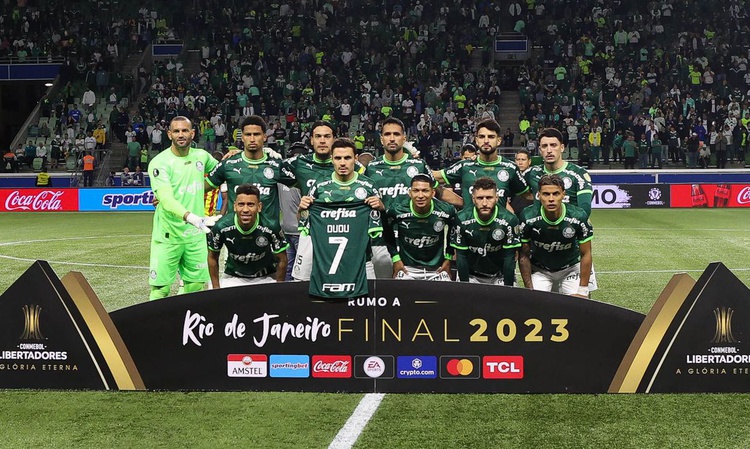 Boca Juniors e Palmeiras jogam pela semifinal da Libertadores.