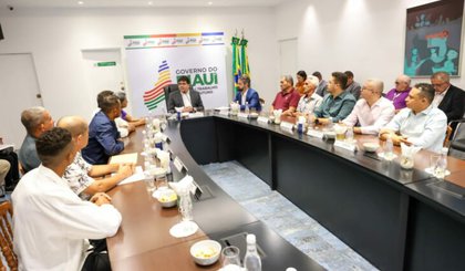 Reunião com lideranças de Avelino Lopes e Curimatá. (Foto: Jorge Bastos)
