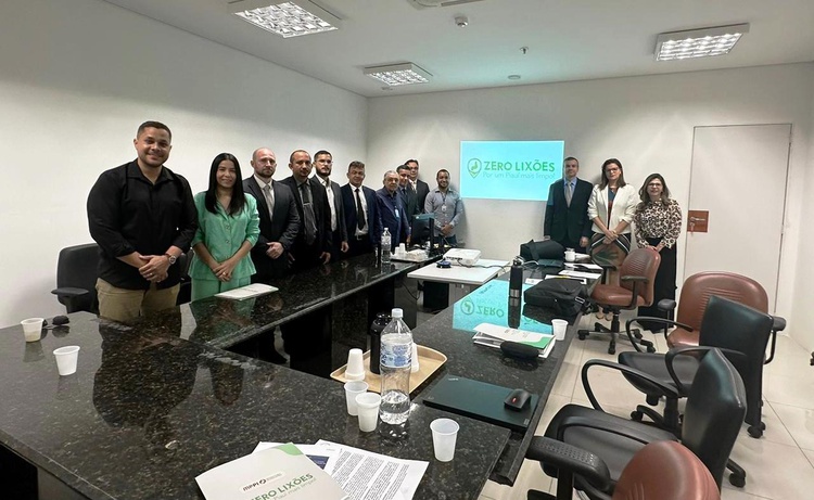 TCE-PI participa de audiência no MPPI sobre lixão de Floriano (PI).