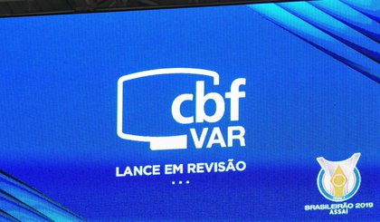 VAR (Foto: Ricardo Giusti / CP memória) VAR (Foto: Ricardo Giusti / CP memória)