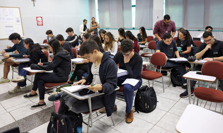 Alunos do colégio Galois dias antes da prova do Enem 2024