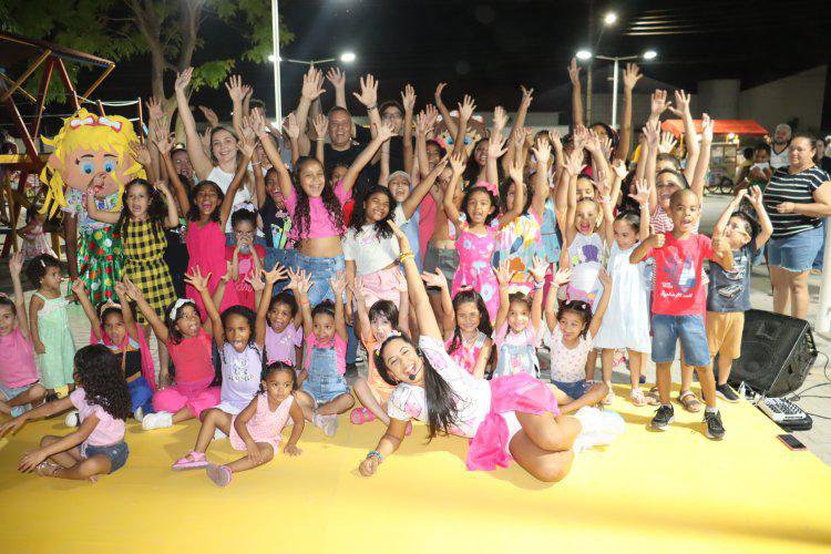 Aulao da Saude Kids especial Dia das Criancas anima a Praca da Bandeira
