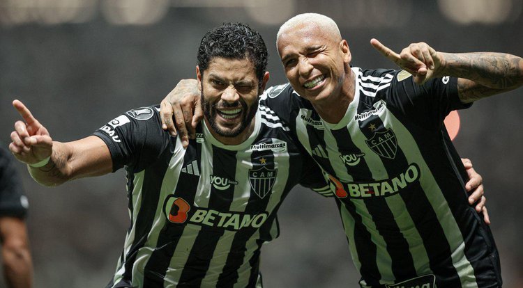 Deyverson dá show na semifinal da Libertadores