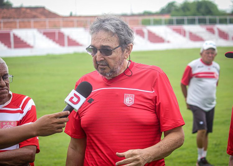 Edilson Moreira, diretor do 4 de Julho