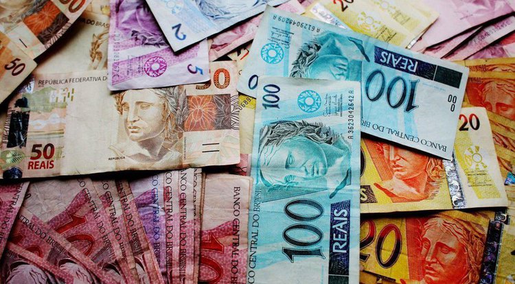 Executivo pode ter que cobrir os valores com mais recursos, resultando no endividamento do pais e menos dinheiro para gastar com outras areas Joel santana Joelfotos / Pixabay