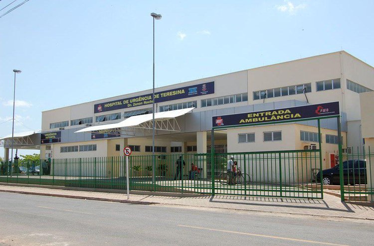 Fachada do Hospital de Urgência de Teresina Professor Zenon Rocha, em Teresina (PI)