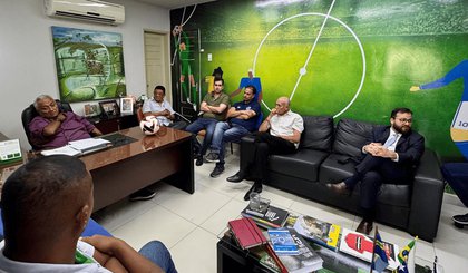 FFP realiza reunião com clubes participantes do Piauiense Série A (Foto: Assessoria FFP) FFP realiza reunião com clubes participantes do Piauiense Série A (Foto: Assessoria FFP)