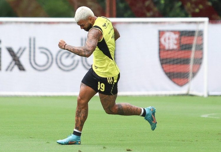 Flamengo de Gabigol tem o time de Adriano, em 2009, como inspiracao para arrancada no Brasileirao