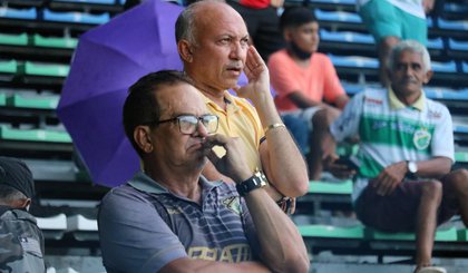 Francisco Diá, técnico do Altos, e Warton Lacerda, presidente (Foto: Arthur Ribeiro / ge Piauí)