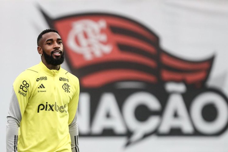 Gerson em treino no Flamengo