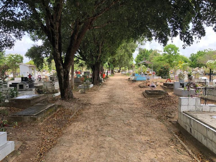 Imagem do cemitério na Zona Leste de Teresina