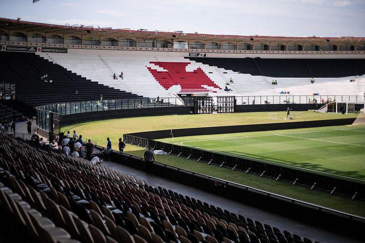 Jogo atrasado entre Vasco e Cuiabá será em São Januário