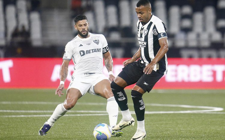 Lance do jogo entre Botafogo e Atlético-MG