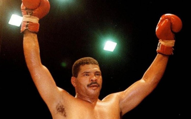 Maguila fez história no boxe