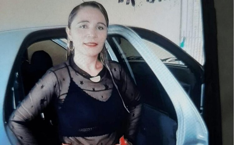 Mulher é espancada até a morte e companheiro é preso tentando limpar sangue da cena do crime