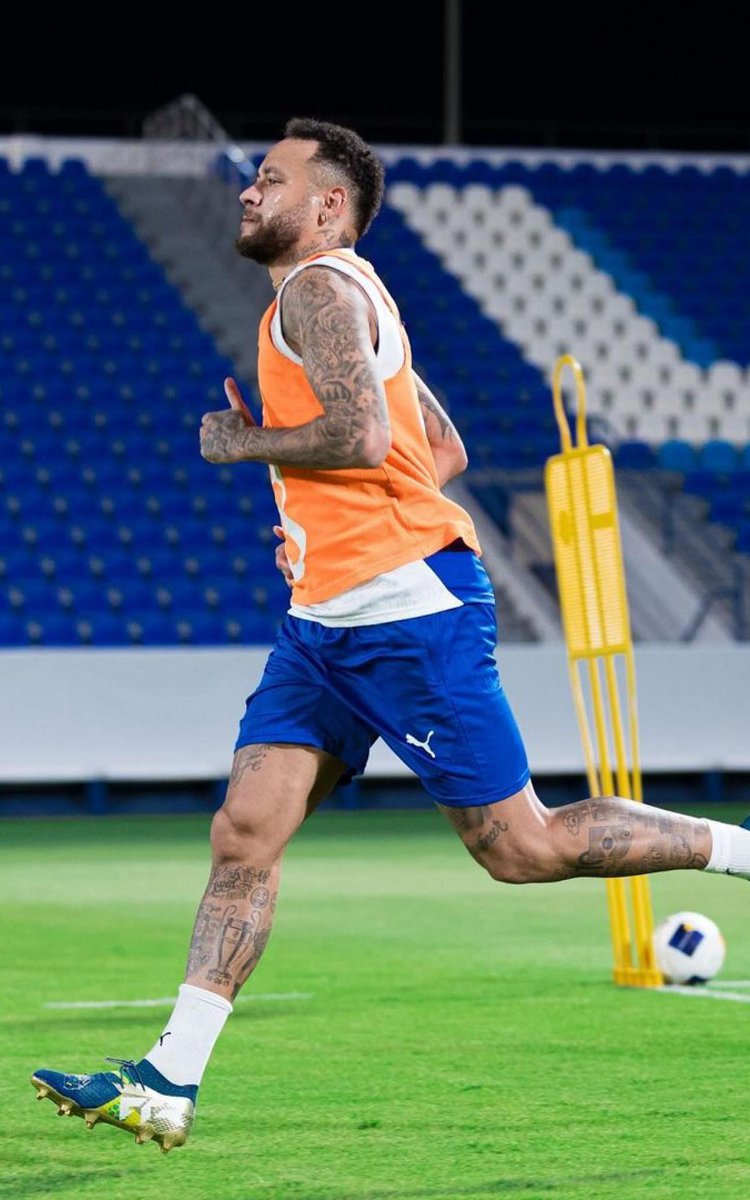 Neymar volta a treinar com grupo no Al-Hilal