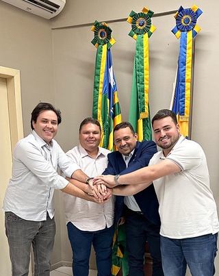 Os prefeitos de São Miguel do Tapuio, Pompilim (PSD), e de Aroazes, Manoel Portela Neto (PT)