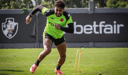 Payet em treino do Vasco (Foto: Matheus Lima / Vasco)