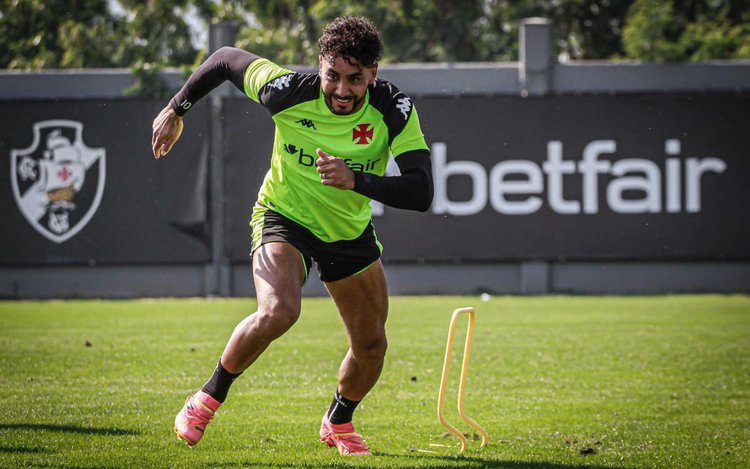 Payet em treino do Vasco