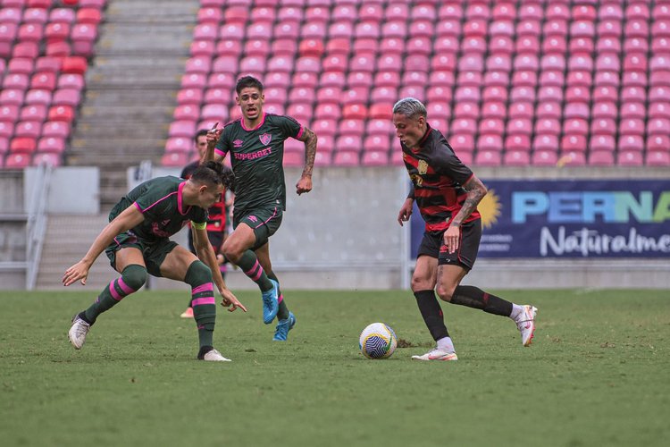 Sport e Fluminense empataram em 2 a 2