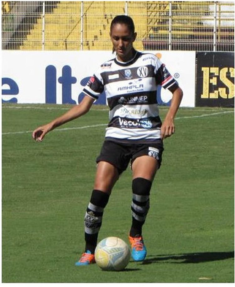 Sandra, zagueira contratada pelo Atlético-PI
