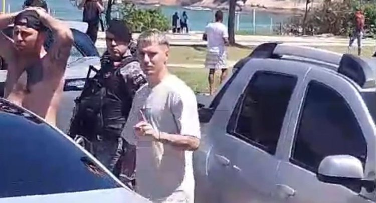 Varela foi flagrado perto da confusão