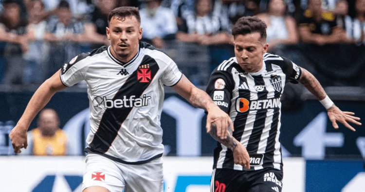 Vasco tem 100% de aproveitamento contra o Galo• Leandro Amorim / Vasco