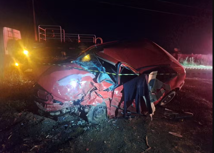 Acidente deixou homem morto e outros três feridos.
