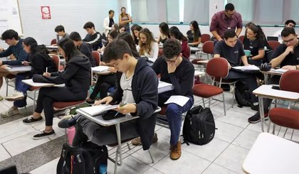 Alunos são autorizados a responder as provas do Enem 2024 no primeiro dia (Foto: Agência Brasil) Alunos são autorizados a responder as provas do Enem 2024 no primeiro dia (Foto: Agência Brasil)