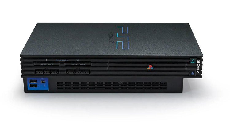 Após 11 anos da fabricação do último console da linha, o PS2 continua sendo o console mais vendido do mundo• Divulgação/Sony