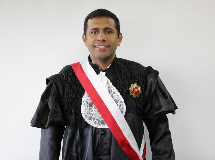 Desembargador Téssio Torres