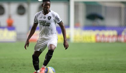 Luiz Henrique foi expulso após o empate do Botafogo com o Atlético-MG (Foto: Vítor Silva / Botafogo) Luiz Henrique foi expulso após o empate do Botafogo com o Atlético-MG (Foto: Vítor Silva / Botafogo)