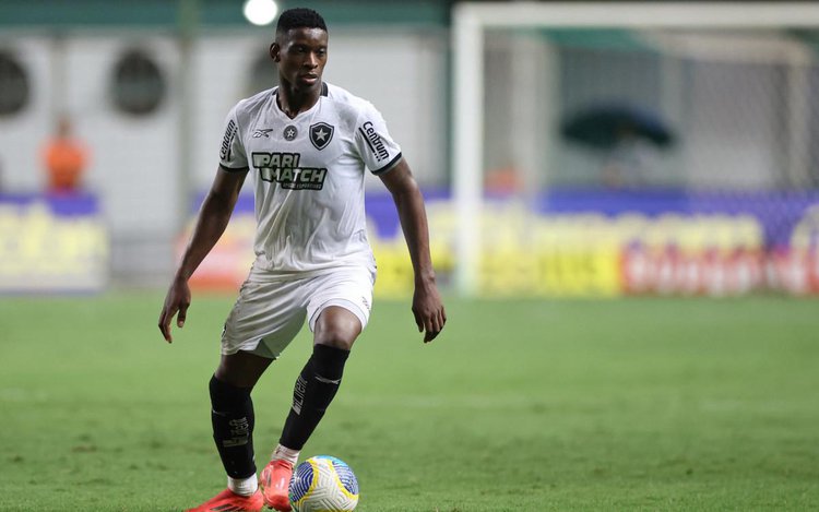 Luiz Henrique foi expulso após o empate do Botafogo com o Atlético-MG