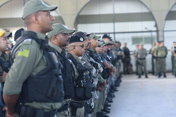 Mais de 250 oficiais e praças serão promovidos na PM do Piauí.