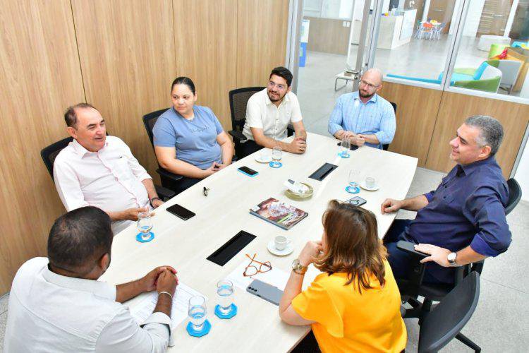 Parcerias para desenvolvimento econômico com o Sebrae