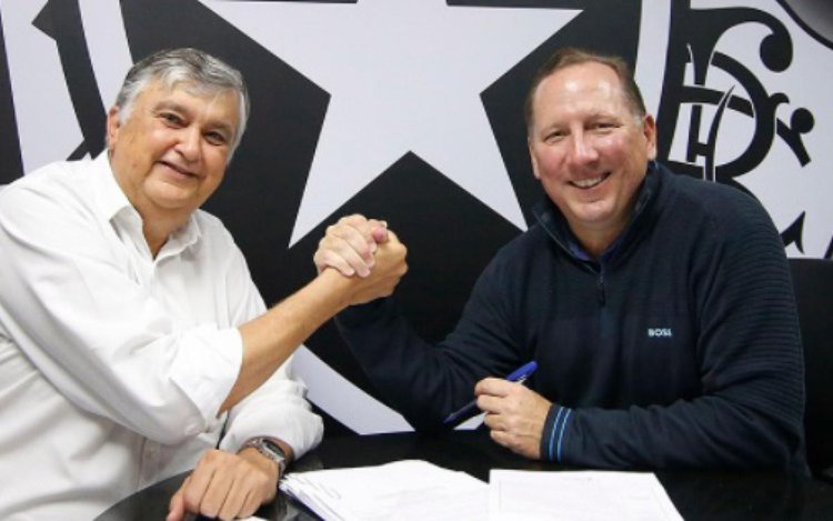 Presidente do Botafogo, Durcesio Mello, e o dono da SAF do clube, John Textor