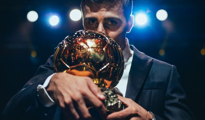 Rodri, espanhol que desbancou Vini Jr no prêmio Bola de Ouro. (Foto: Reprodução/Instagram/PremierLeague) Rodri, espanhol que desbancou Vini Jr no prêmio Bola de Ouro. (Foto: Reprodução/Instagram/PremierLeague)