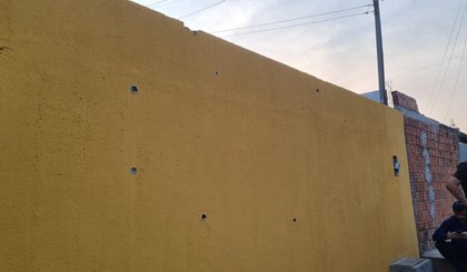 Sargento da PM-PI é baleado na cabeça durante briga com vizinho na Zona Sul de Teresina (Foto: Laisa Mendes) Sargento da PM-PI é baleado na cabeça durante briga com vizinho na Zona Sul de Teresina (Foto: Laisa Mendes)