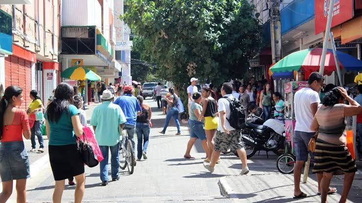 Segundo o Sindilojas os estabeecimentos do Centro da capital terão funcionamento ampliado no sábado