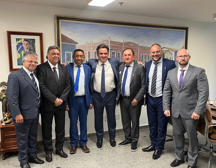 senador Ciro recebeu Antônio Reis