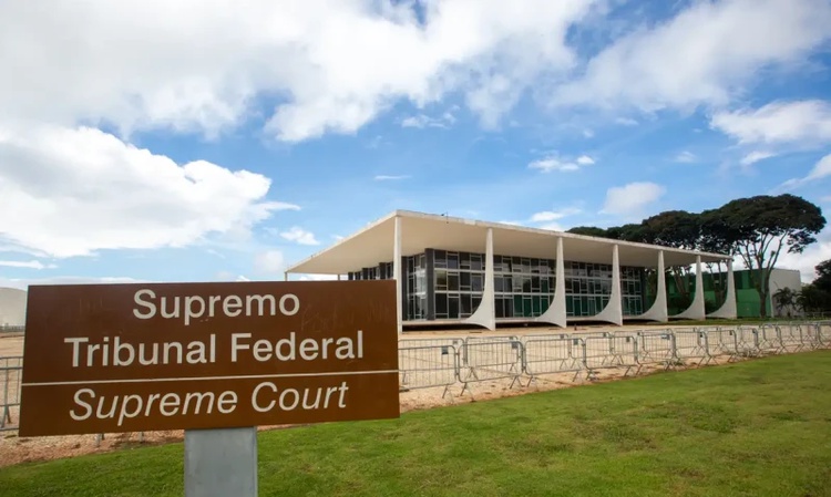 STF autoriza contratação de servidores públicos pela CLT