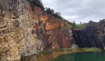 Vítima praticava bungee jump no Parque Ecológico Lagoa Azul. (Foto: Corpo de Bombeiros/Divulgação) Vítima praticava bungee jump no Parque Ecológico Lagoa Azul. (Foto: Corpo de Bombeiros/Divulgação)