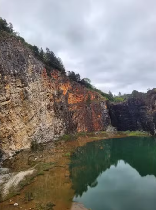 Vítima praticava bungee jump no Parque Ecológico Lagoa Azul.