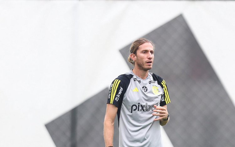 Além do trio, Filipe Luís não poderá contar com De la Cruz e Gerson, suspensos