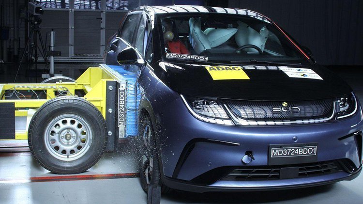 BYD Dolphin Plus recebe nota máxima no Latin NCAP