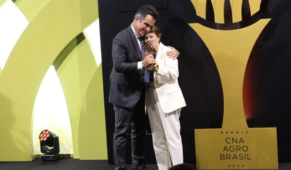 Ciro Nogueira é eleito Político do Ano em premiação da CNA Agro Brasil (Foto: Reprodução) Ciro Nogueira é eleito Político do Ano em premiação da CNA Agro Brasil (Foto: Reprodução)