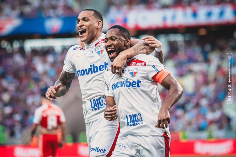 Com gols de Moisés e Tinga, o Leão do Pici superou o Colorado por 3 a 0